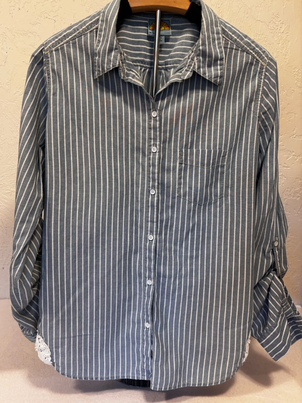C&C California Striped Button Shirt Medium Lace‎ Trim Chambray